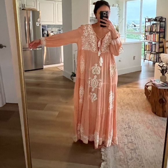 Z&L Bohemian Embroidered Peasant Long Sleeve Maxi Dress - Picture 4 of 8